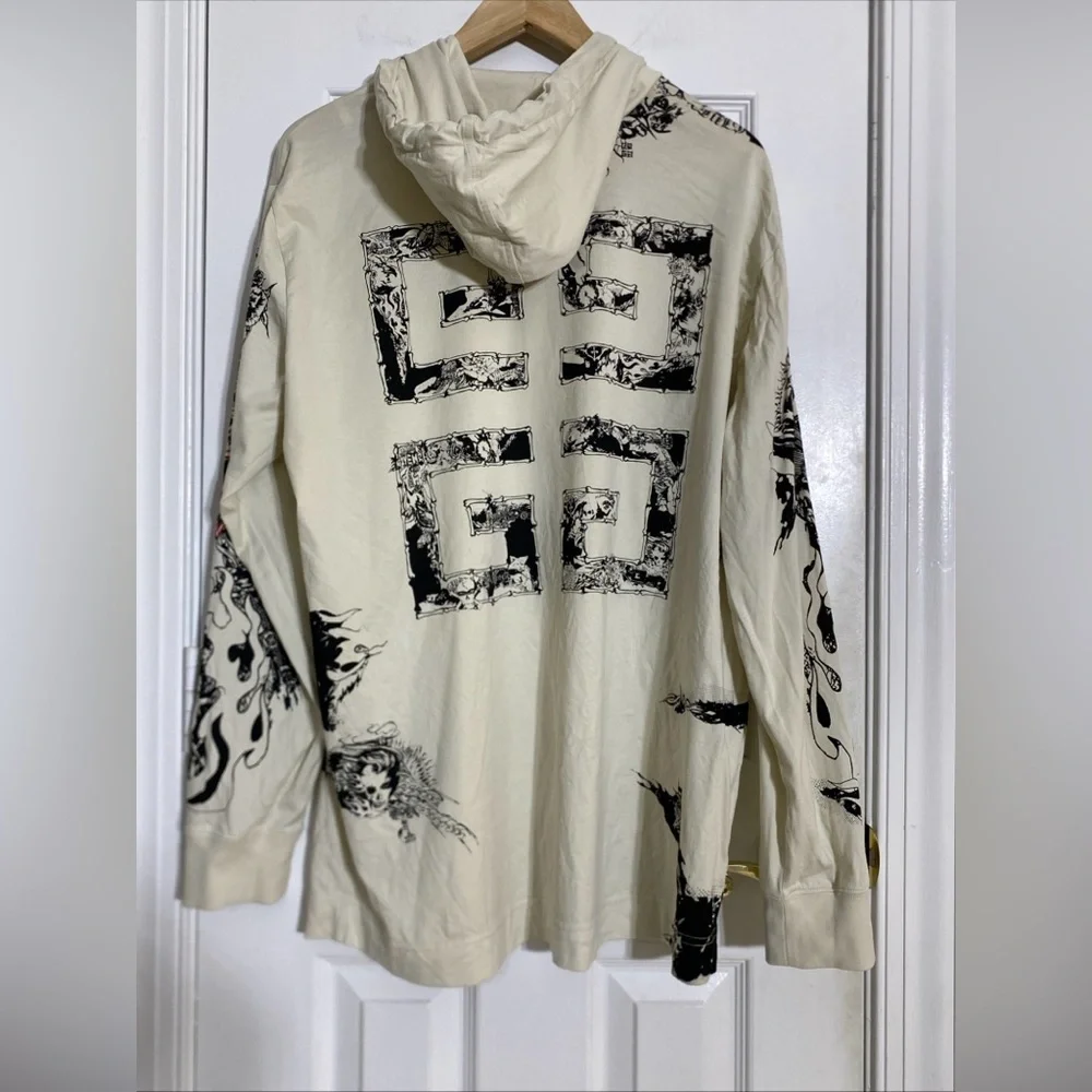 Givenchy MEN’S GOTHIC OVERSIZED HOODIE Size SMALL VGC Made in Portugal - Picture 14 of 16